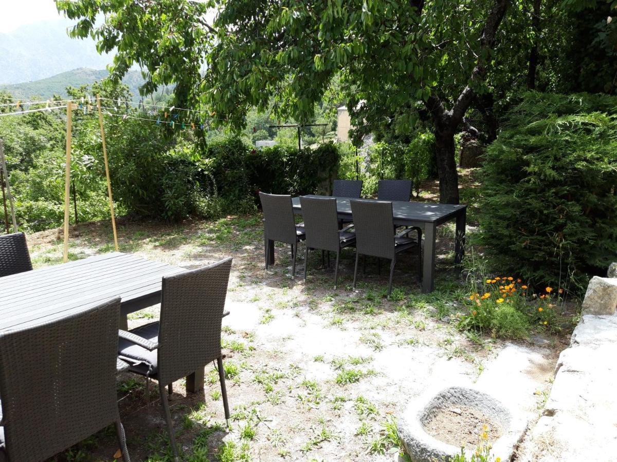 Casa Franceschi Bed & Breakfast Pioggiola Eksteriør bilde