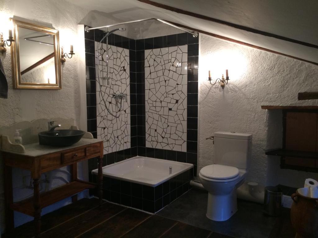 Casa Franceschi Bed & Breakfast Pioggiola Eksteriør bilde